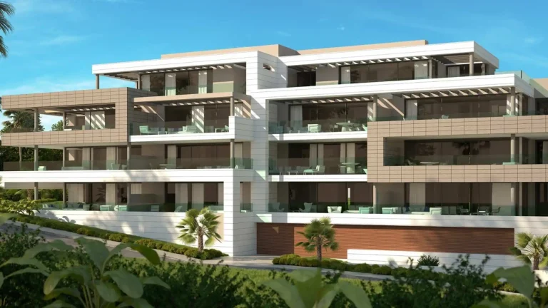 Apartments with Spacious Terraces in Estepona