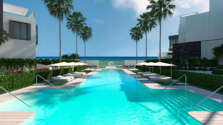 Key Ready Luxury Beachfront Homes Pool