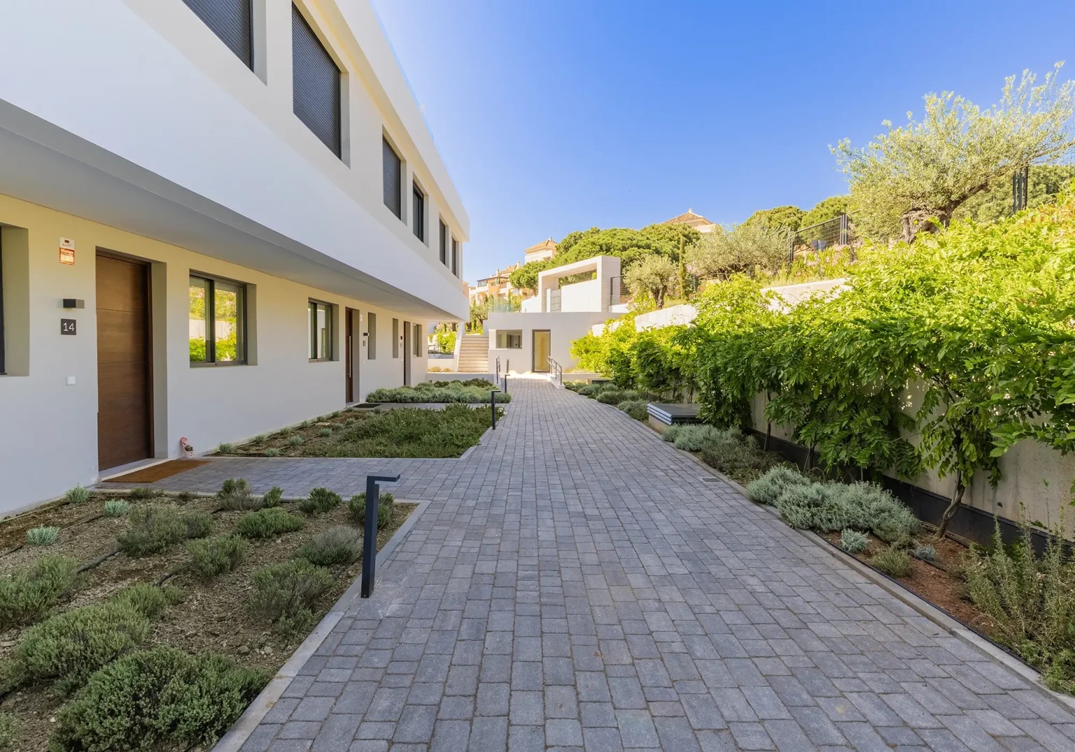 La Vera de Marbella - Townhouses - Entrace right side