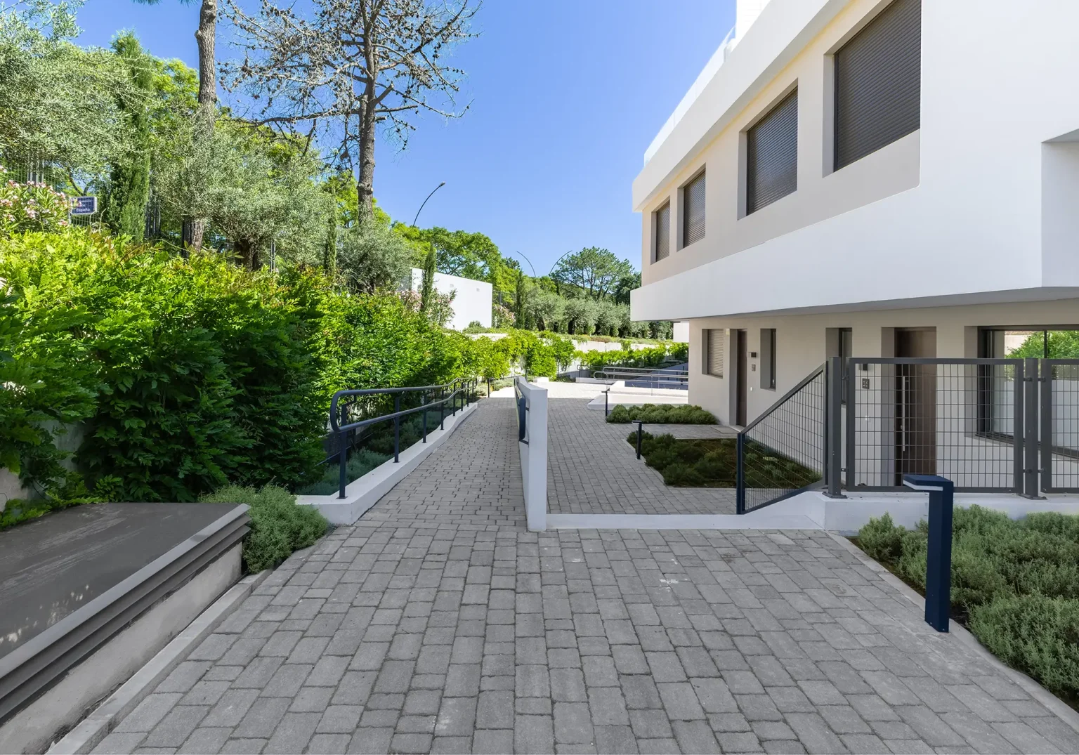 La Vera de Marbella - Townhouses - Entrace left side