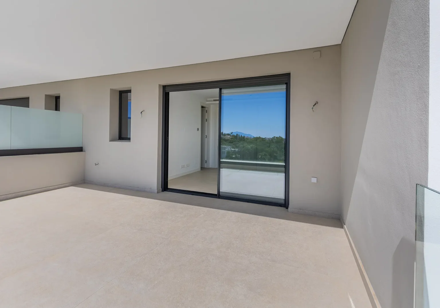 La Vera de Marbella - Townhouses - Bedroom terrace