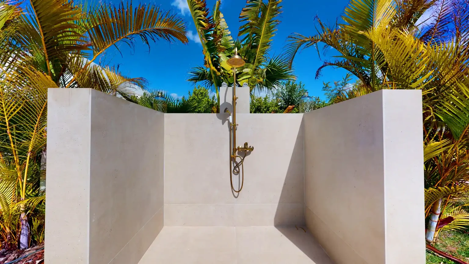 Swimming-Pool-Side-View-Shower