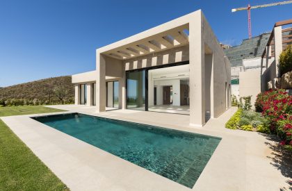 FDJ-VILLA08-GARDEN-SIDE-GARDEN2